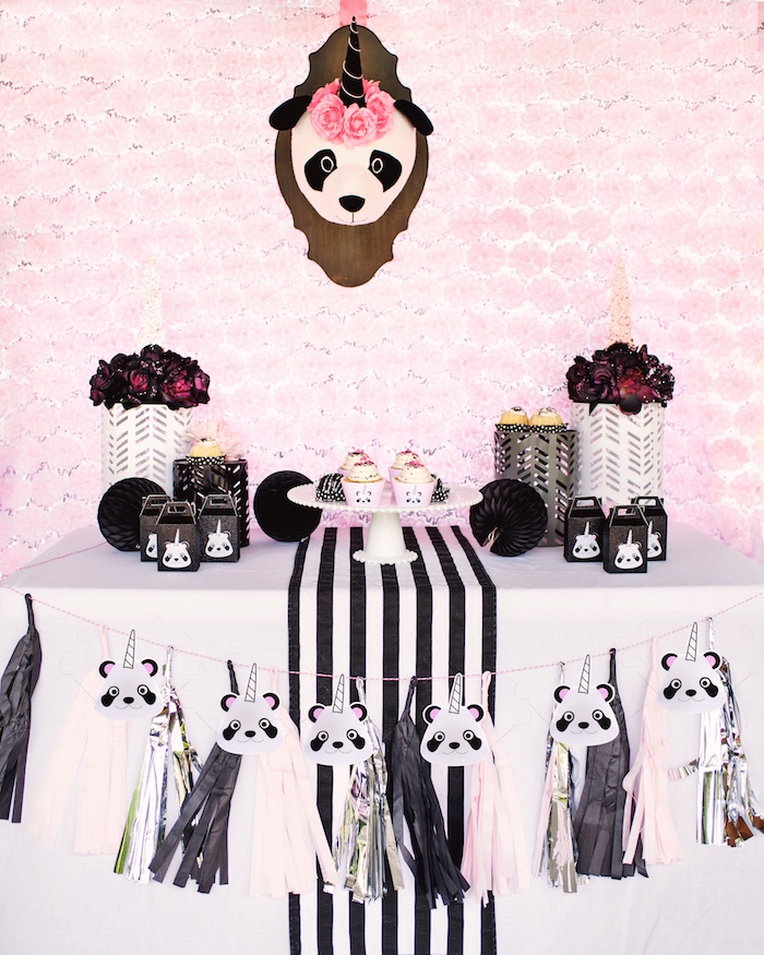Postres para fiesta temática de oso panda unicornio