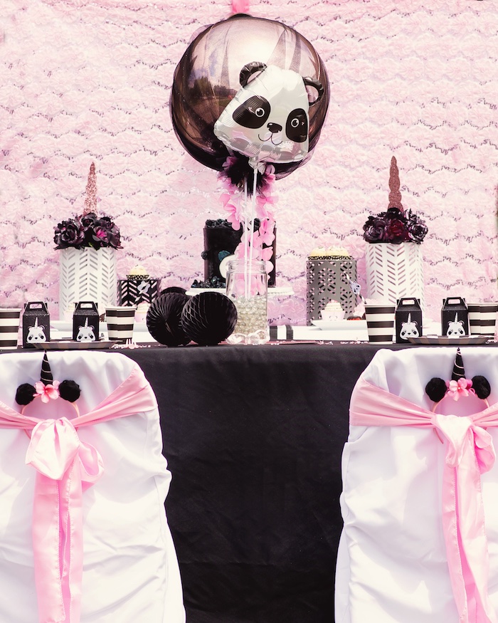 Decoración de fiesta temática de oso panda unicornio