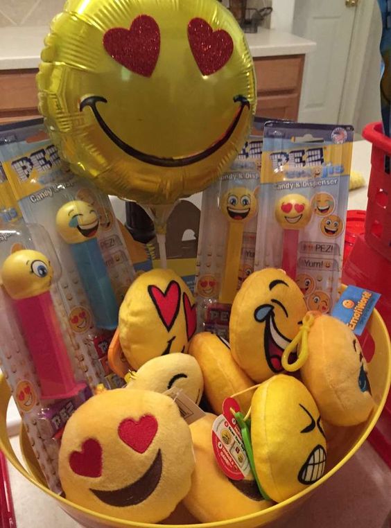Souvenirs para fiesta de emojis