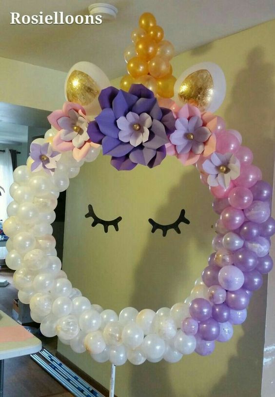 ideas con globos para fiesta de unicornio