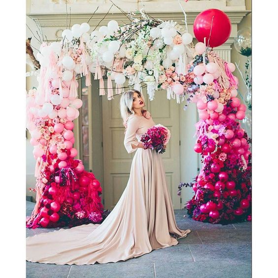 marco con globos para bodas