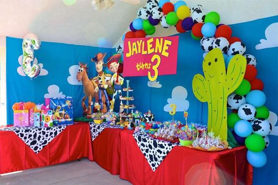 decoracion de toy story para fiestas (1)