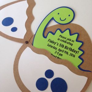 Diseños de invitaciones de dos años para niño