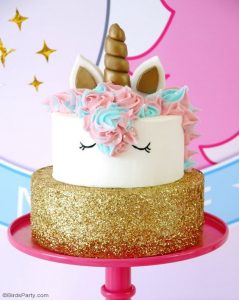pastel de 2 pisos para fiesta infantil de unicornio