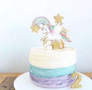 pastel pequeno para fiesta de unicornio (3)