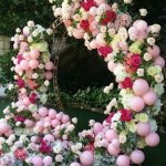 arcos para bodas con flores y globos